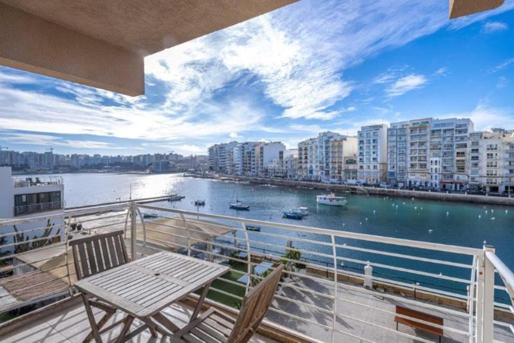 Apartament St Julians Seafront St. Julian's Zewnętrze zdjęcie