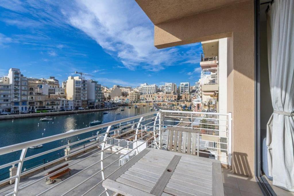 Apartament St Julians Seafront St. Julian's Zewnętrze zdjęcie